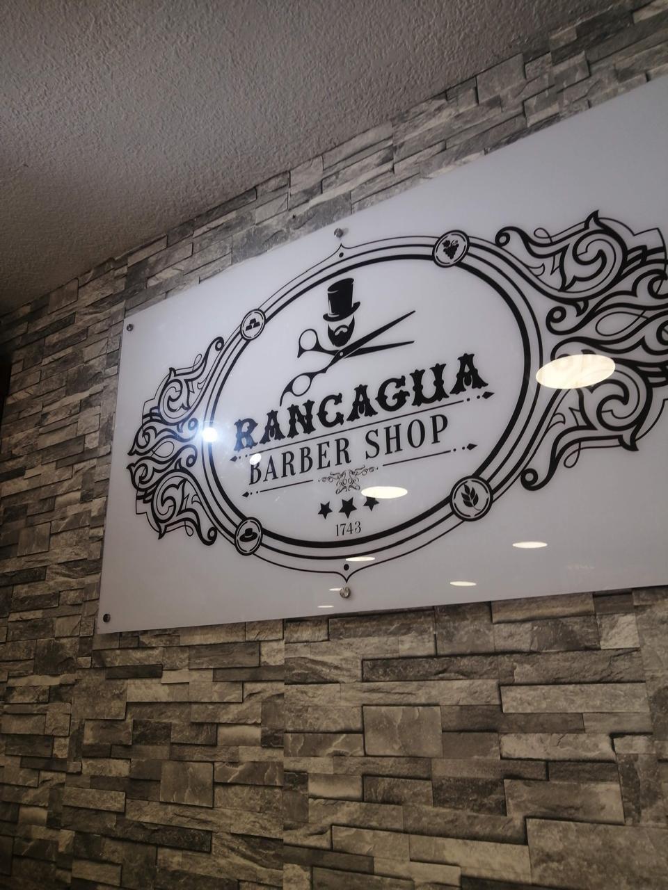 Placeholder editorial de interior de barbería — reemplazar con fotografía real